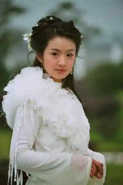 林依晨天外飞仙小七造型手机壁纸