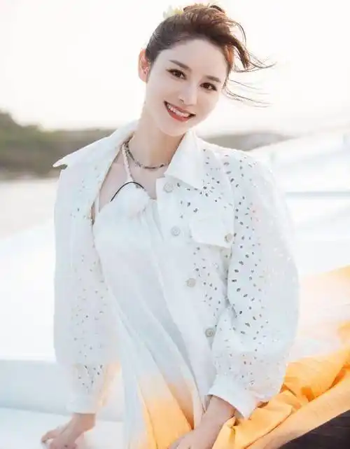 林峰能够找到这样一个老婆,全心全意的爱自己照顾自己.