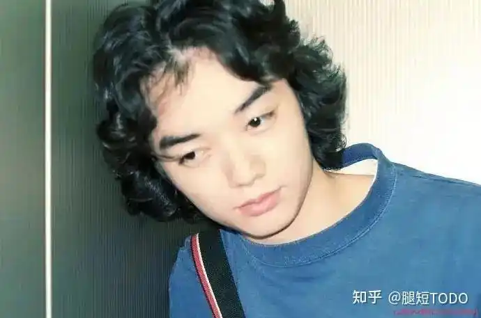 《唐人街探案3》剧照和染谷将太靓照对了!还有小林杏奈的妈妈好好看!