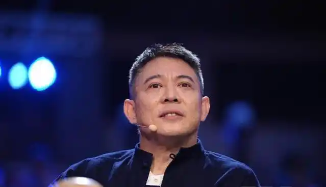 粉碎老如70岁谣言 李连杰近况曝光!(组图)