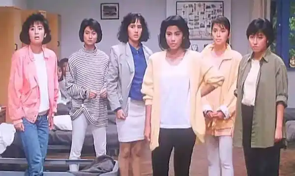 时隔24年 「咸湿肥监制」钱国伟重组"霸王花" 女演员们个个身材火辣