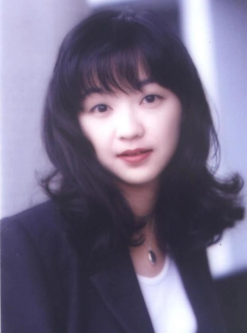 陈慧娴:赢过梅艳芳的"香港公主",3段恋情皆失败,56岁还未婚插图13