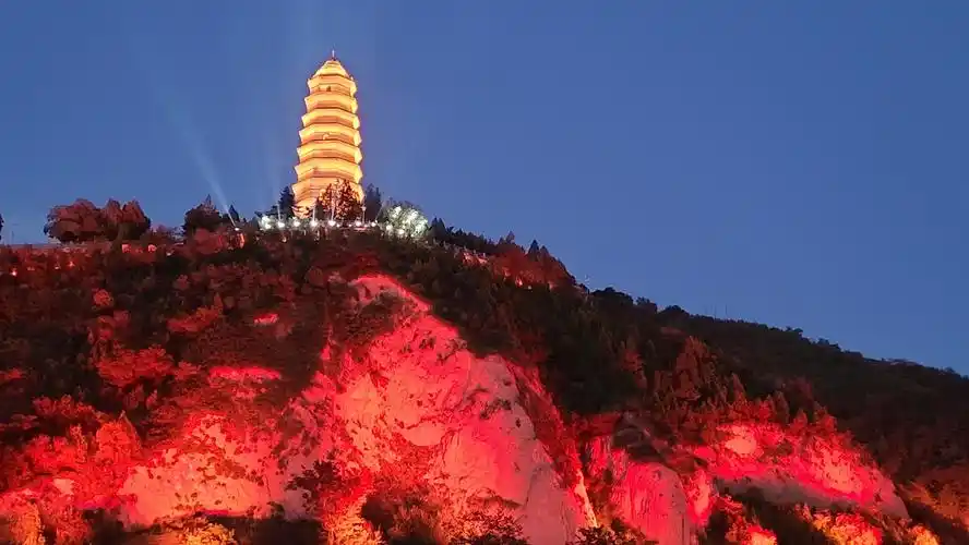 宝塔山:革命圣地的象征 - 文化旅游 - 延安人