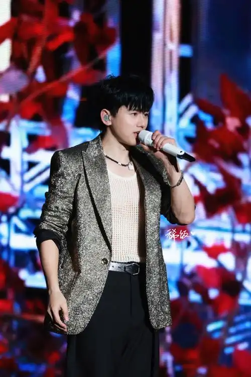 张杰未live曜北斗巡回演唱会