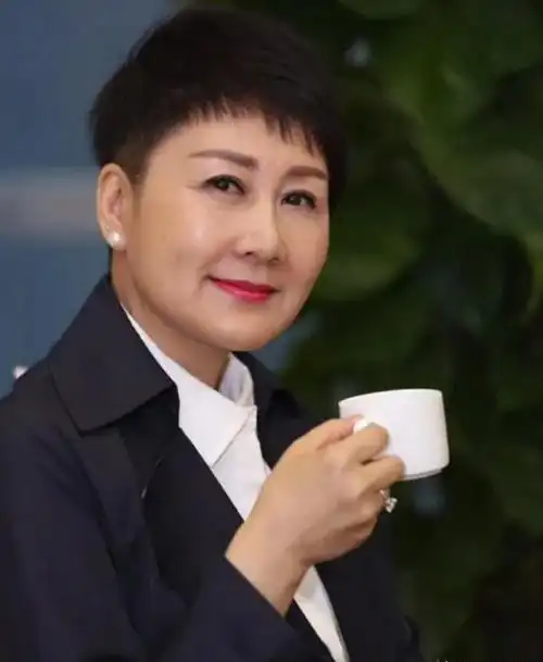 实力被严重夸大的10位实力派,只长年龄不长本事,还一直被吹捧