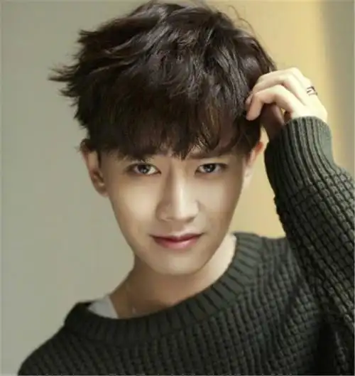 以为20岁其实已过30的4位男星个个正当红有你偶像吗