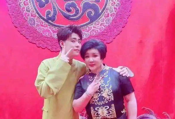 王惠与张云雷的关系比亲姐弟还要好.