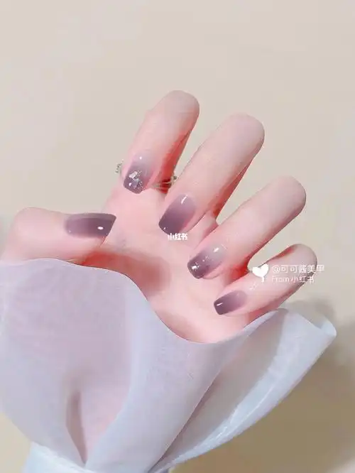 敲好看的紫色系渐变美甲#气质美甲  #亲手晒美甲  #美甲  #渐变美甲