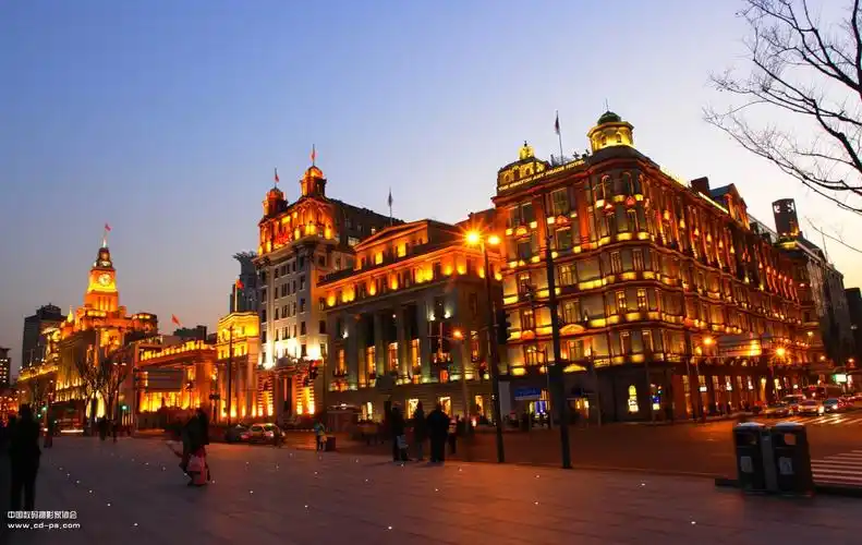 夜色迷人上海滩