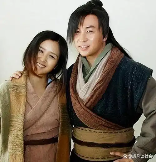 回顾释小龙何洁分手:多年后的差别,一个身家过亿一个捉襟见肘