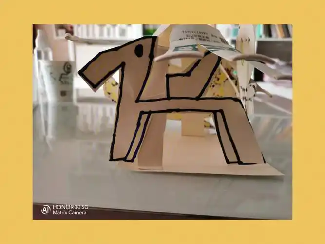 豆哥自己做的旋转木马