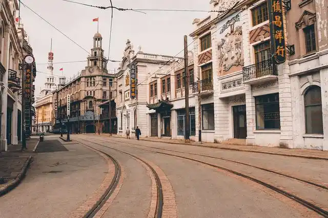 穿越到早期上海滩,了解当时的居民外入,文化交融