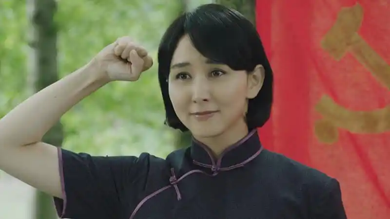 《向警予》央八首播,胡静不负众望,女性之光,昂扬向前_电视剧