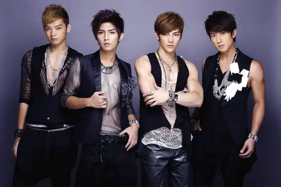 飞轮海罕见同框,炎亚纶遗憾缺席,汪东城的下巴却成了亮点!