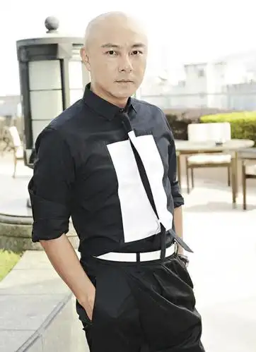 张卫健《大帅哥》中为绿叶龙套加戏加对白,直言临时演员更该尊重