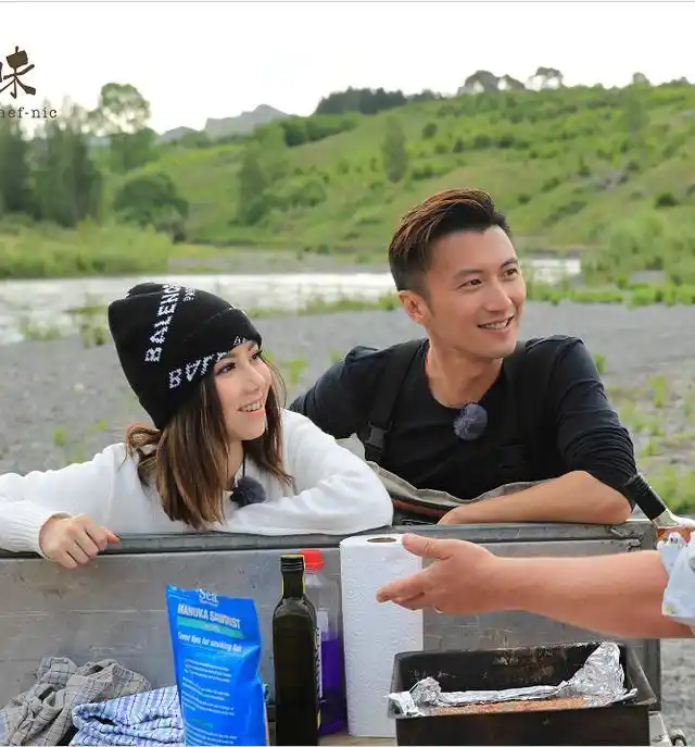 谢霆锋与邓紫棋像兄妹,37岁的谢霆锋依然帅气,难怪王菲如此爱他