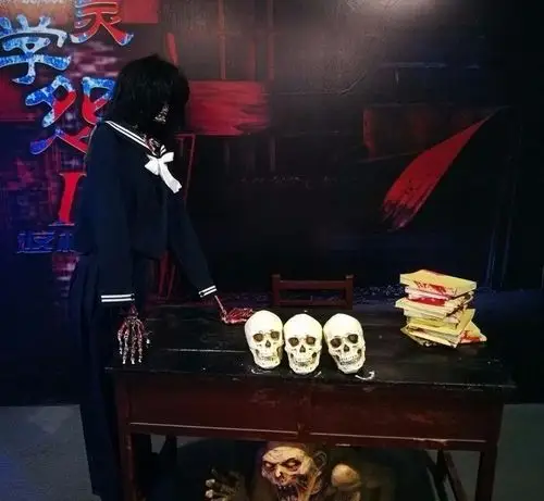 上班有点累?我们帮你开了一张最吓人鬼屋单提提神