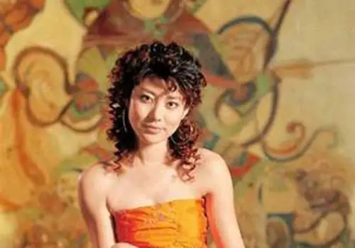 35/35 火风现任老婆姜华