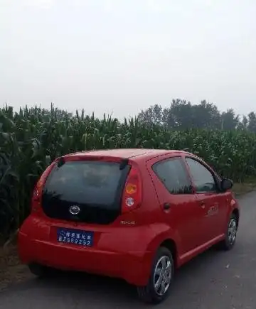 比亚迪观光车半年急转(1)