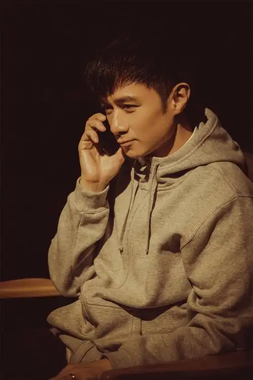 古巨基《幻乐之城》动情飙泪 尔豪杜飞知画纷纷打call