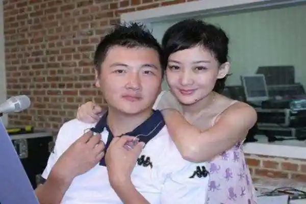 买红妹近况买红妹现任老公是谁传婚内不甘寂寞找情人度春宵现状凄惨图