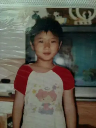 小时候长得丑,长大了变好看了是种怎样的体验?