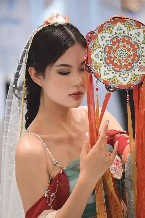 尼康z8的人像摄影体验,轻便是最大的亮点么?_微单相机_器材_对焦