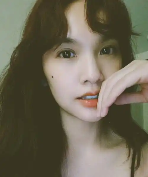 杨丞琳发文:拥有你就是最大的幸福,真的好爱你.