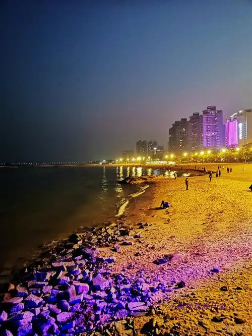 狼神和老婆珠海自由行手机拍海滨公园珠海渔女夜景