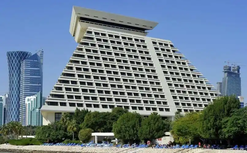 卡塔尔首都多哈:波斯湾沿岸的"体育之城",集中了全国一半人口