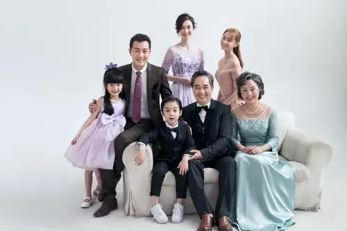 哪拍(napai)亲子摄影 [长沙]艾特1699元全家福年前特惠套餐【价格