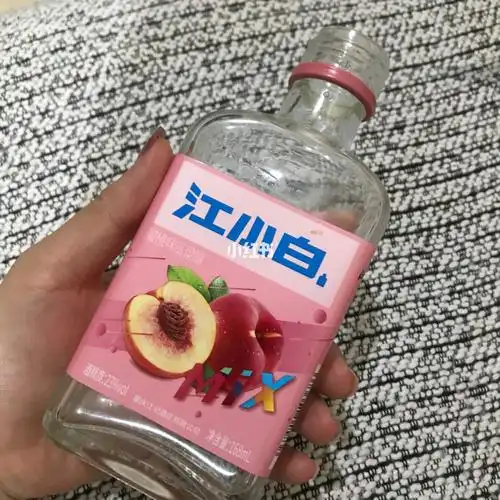 不知道大家有没有喝到这个江小白