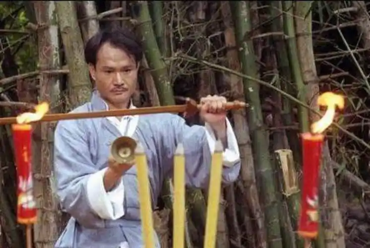 p>《僵尸道长》是香港亚洲电视1995年的拍摄的神鬼武打电视剧.