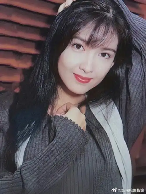 55岁周慧敏状态#周慧敏你就是美,不接受任何反驳!