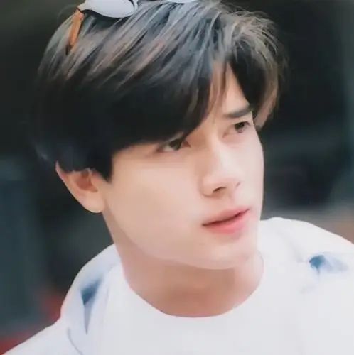 【郭富城】【高清】叠穿造型太潮了!