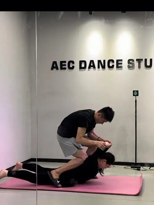 舞蹈生  #成都  #我的日常  #开肩美背  #私教一对一  #学芭蕾舞恳栽