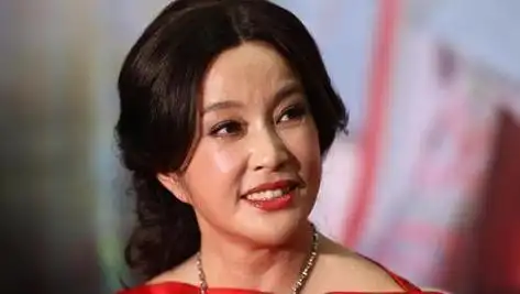 "中年油腻女"标准已公布,女人年过了40岁,可以对照看中招没有