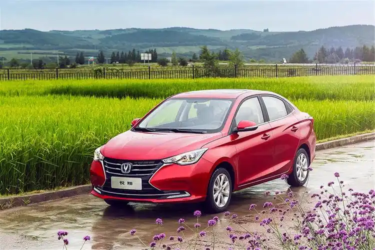 第3名:长安汽车-悦翔