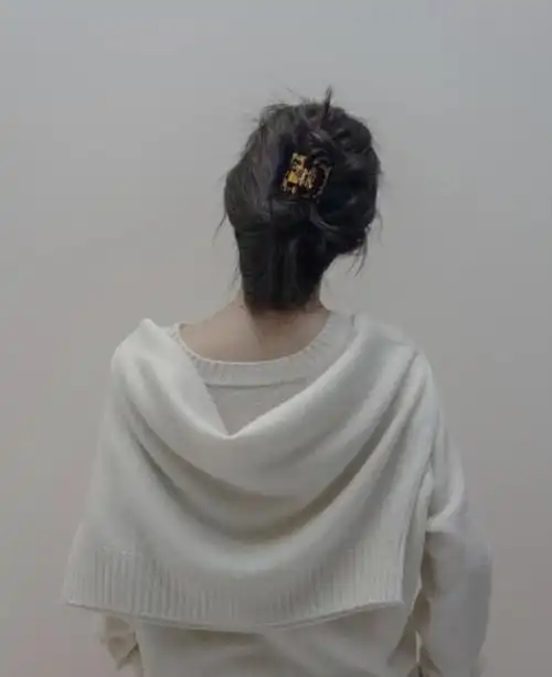 总裁夫人pk张大奕带货,一个俏皮一个气质,董花花三次花式秀婚戒