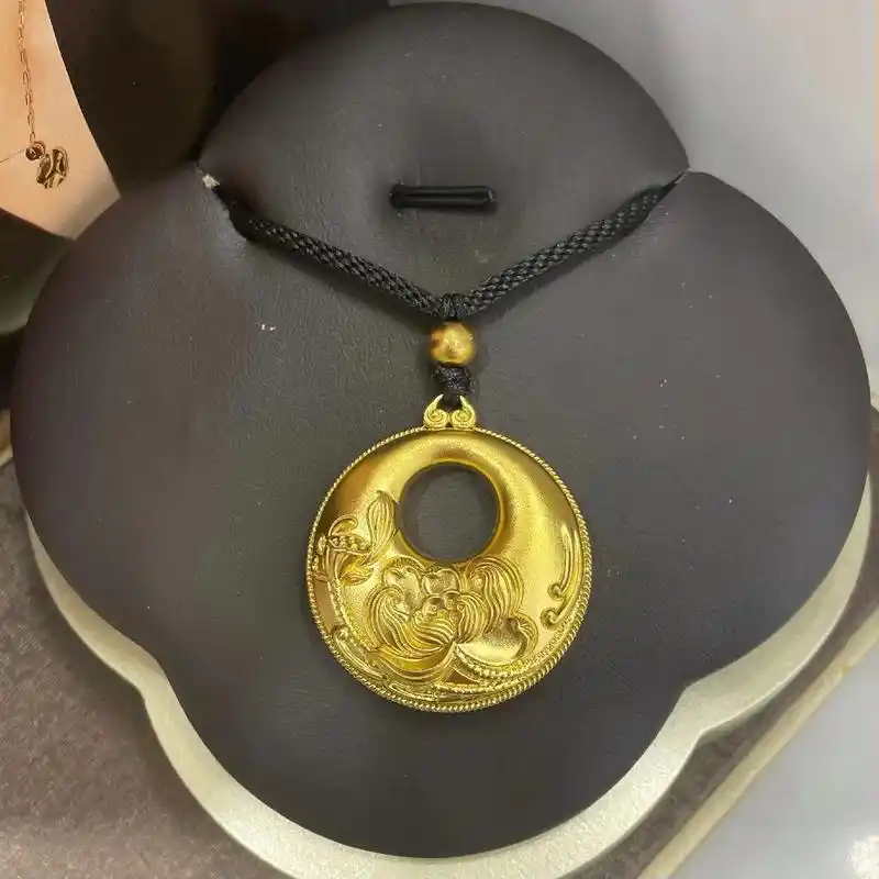 78古法吊坠#新款上市 老凤祥藏宝金吊坠99   - 抖音