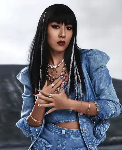 插足婚姻损人利己的吉克隽逸清醒吧唱歌不是你的保护伞