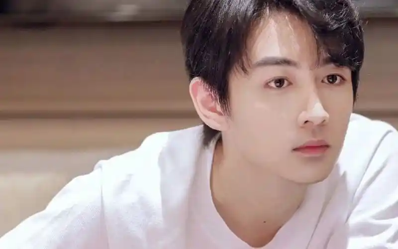 #陈晓 原来学生时代这么丰富啊,不得不说,想象力这块也拿捏了#明星 #