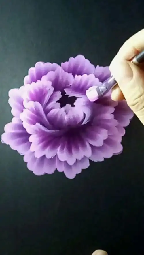 丙烯画紫色牡丹花