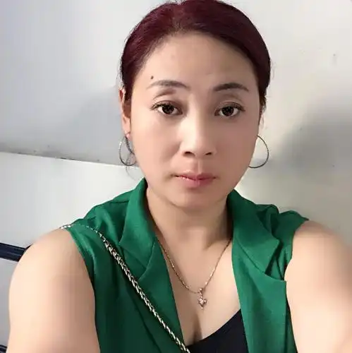 38岁离异女征婚照片(id:82922278)_湖北武汉征婚交友_珍爱网