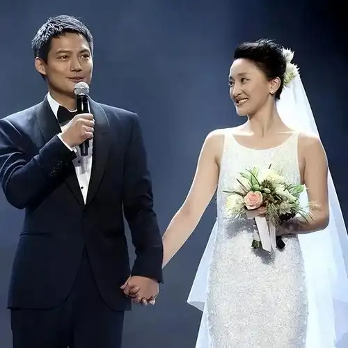 周迅的恋爱史:勇于追求,多次开启又多次失落的爱情