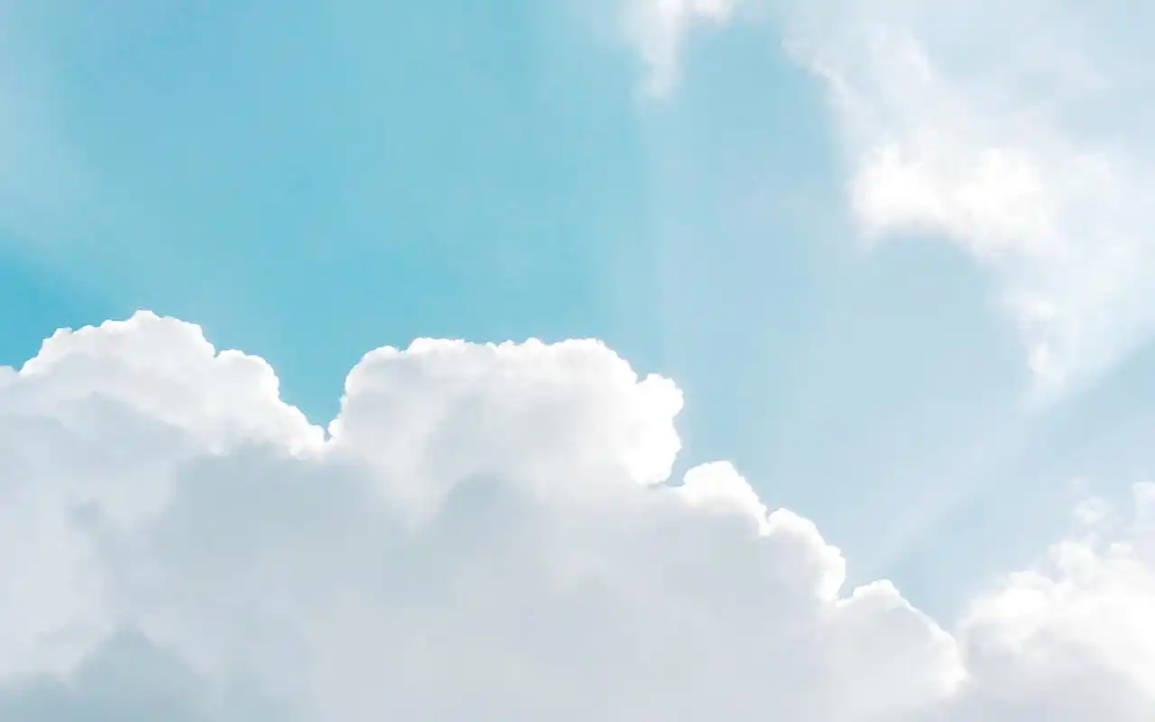 小清新蓝色风景图片桌面壁纸,一组好看户外风景图片,希望大家喜欢.