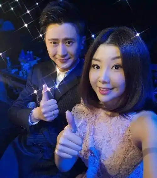 主持人杨帆,也是憔悴了许多,他的妻子长相清秀,爱女也是小可爱_辽宁省