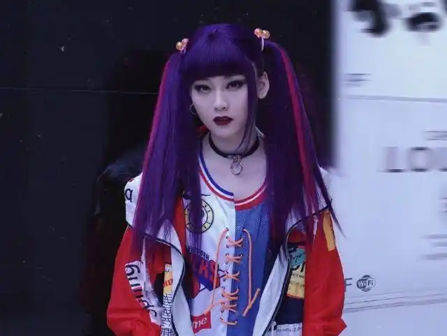 《唐探》演甜辣美女,《赘婿》中却大变样_kiko_角色_唐人街