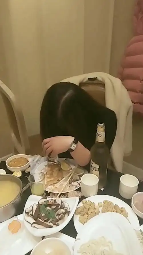 不知道为啥,老婆一喝酒就哭,女人是不是都这样呀