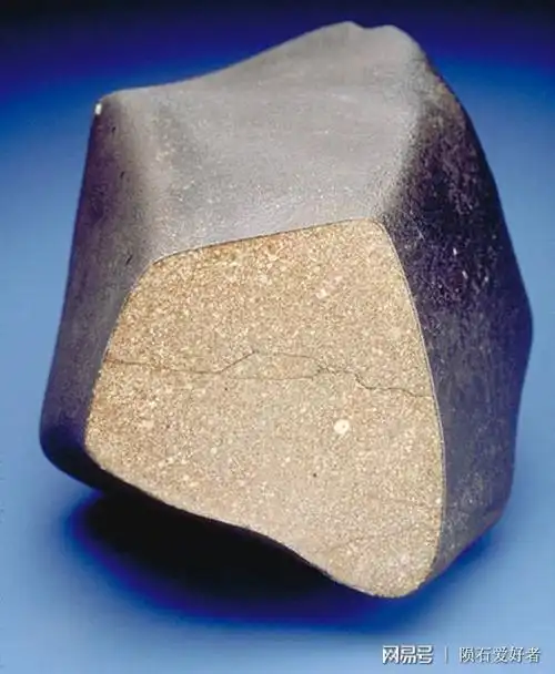 以上为plantersville陨石切面后续的研究结果显示陨石内部的金属含量